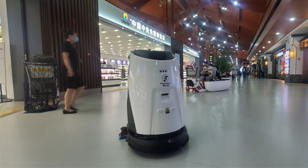 案例 | 这台弗兰奇清洁机器人，可能是三亚机场最强“打工人”！